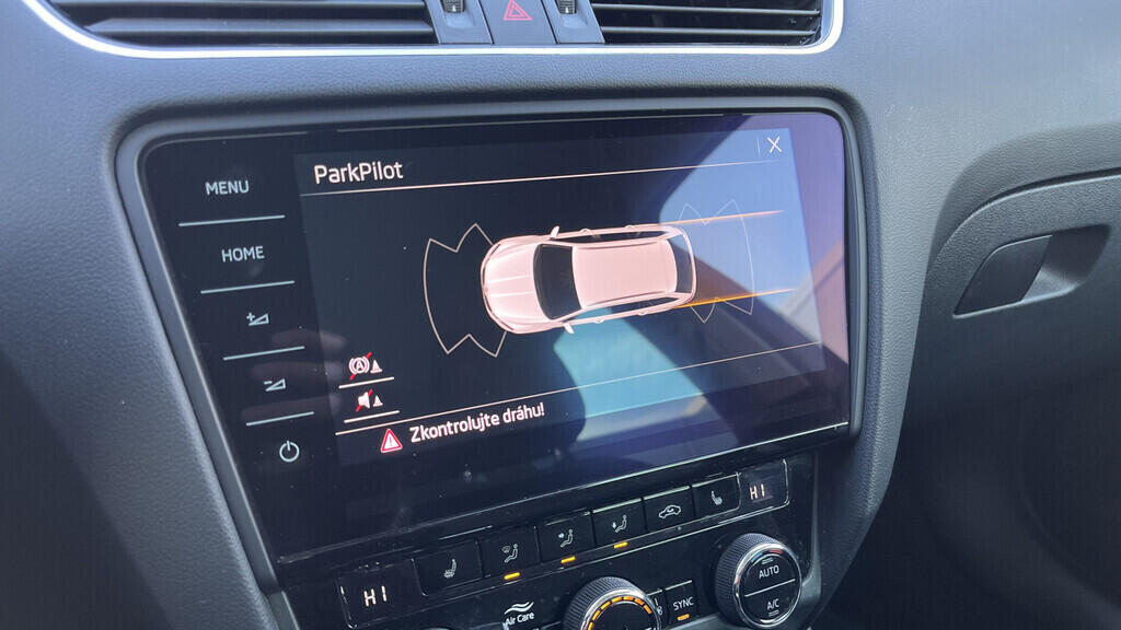 OB199V00684_28.webp_OCTAVIA Style Plus 2.0 TDI 110 kW automat, DPH