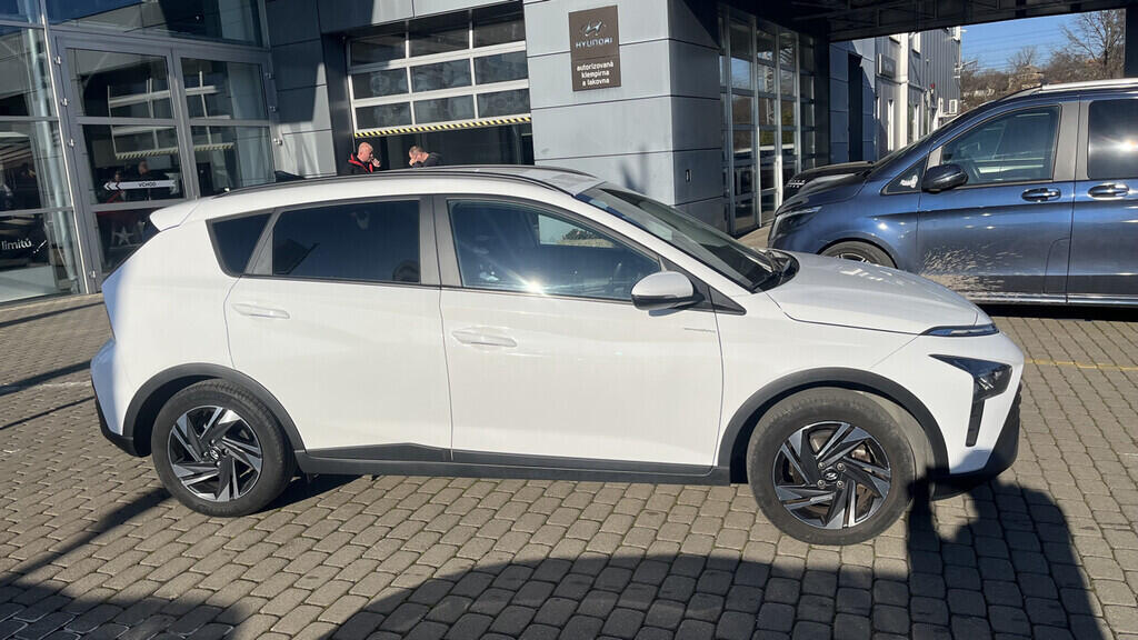 OB199V00689_12.webp_BAYON Smart climate  1.2 TSI 62 kW manuál