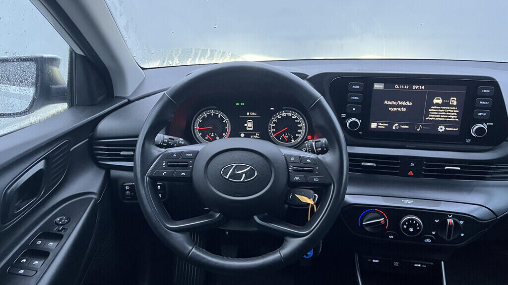 OB199V00689_23.webp_BAYON Smart climate  1.2 TSI 62 kW manuál