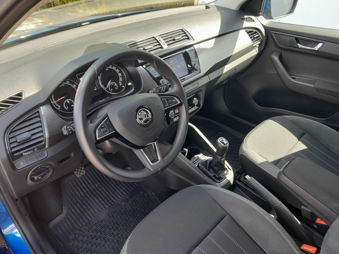 OB199V00690_19.webp_FABIA Style 1.0 TSI 81 kW manuál, DPH