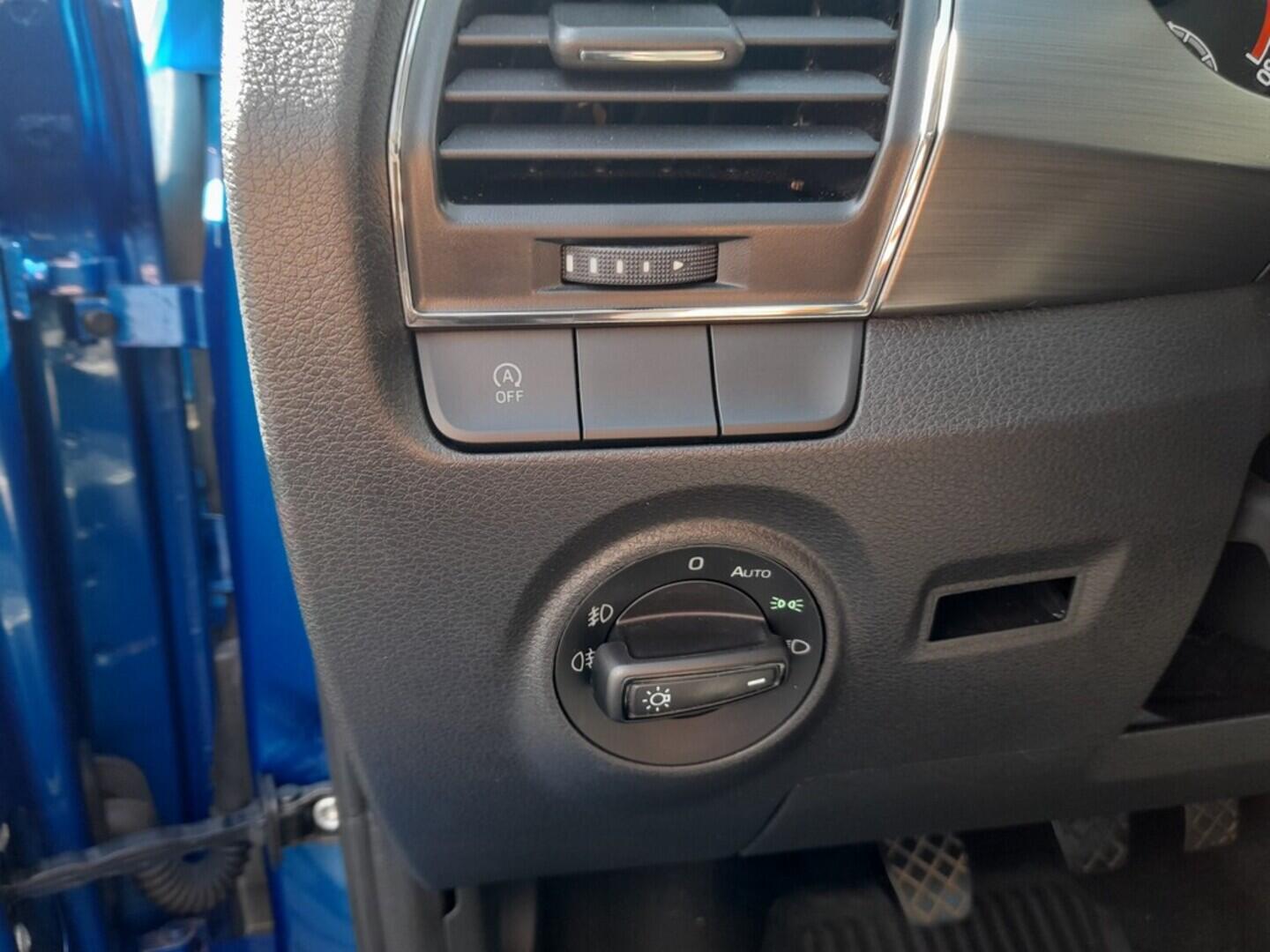 OB199V00690_22.webp_FABIA Style 1.0 TSI 81 kW manuál, DPH