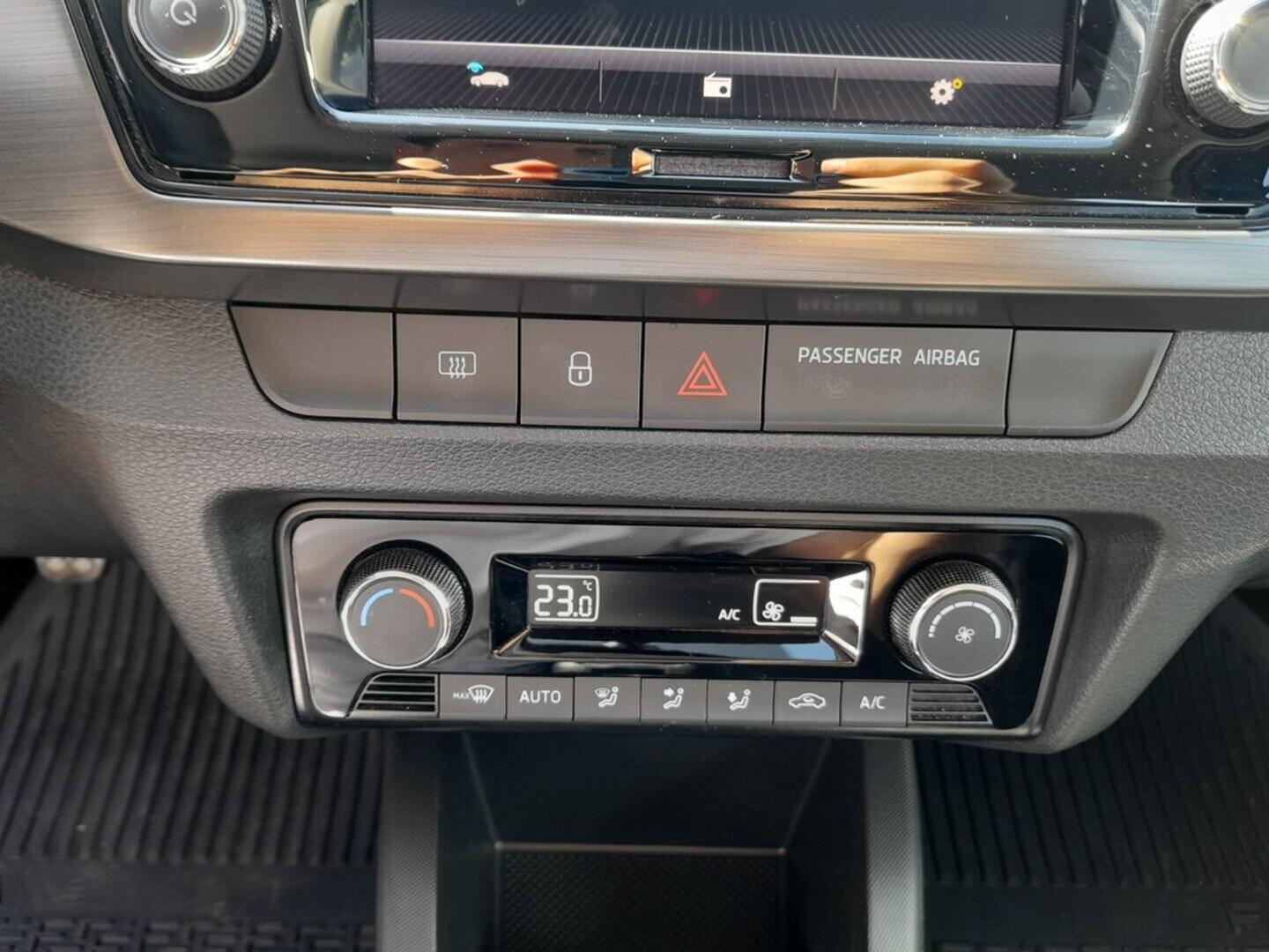 OB199V00690_27.webp_FABIA Style 1.0 TSI 81 kW manuál, DPH