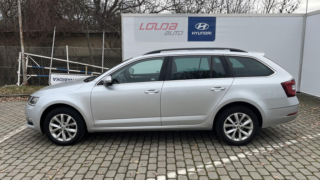 OB199V00691_12.webp_OCTAVIA Style 1.6 TDI 85 kW automat, DPH