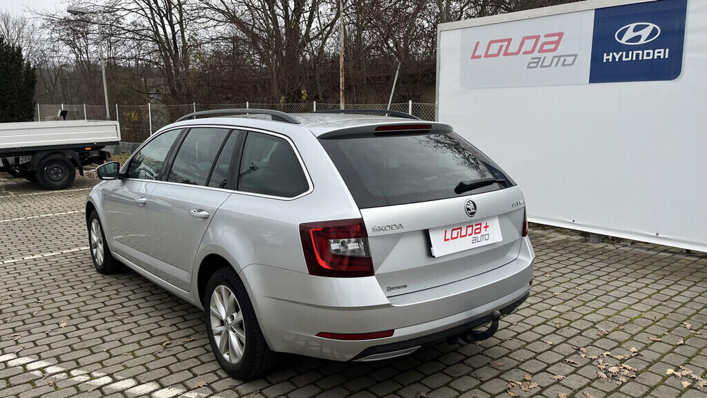 OB199V00691_15.webp_OCTAVIA Style 1.6 TDI 85 kW automat, DPH