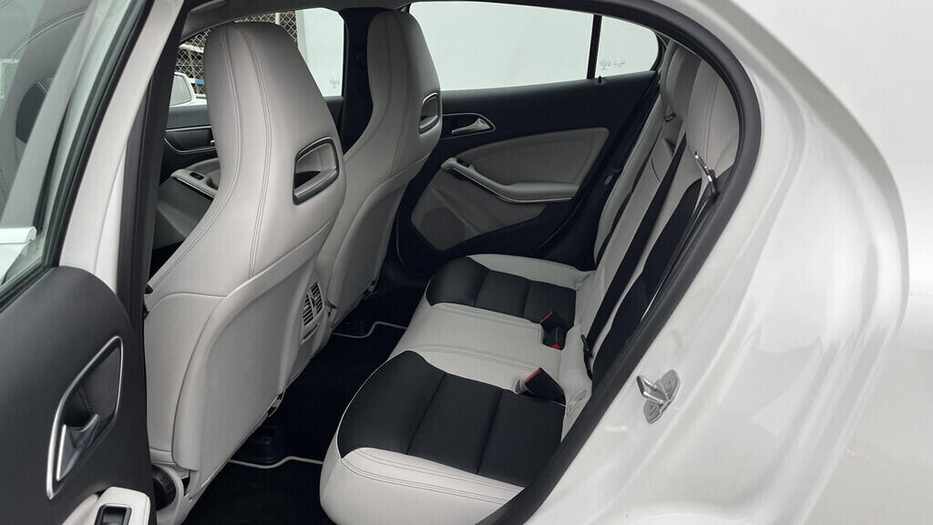 OB199V00692_29.webp_GLA  2.0  135 kW automat, DPH