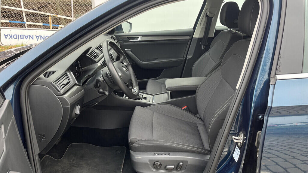 OB199V00693_20.webp_SUPERB Style 1.5 TSI 110 kW automat, DPH