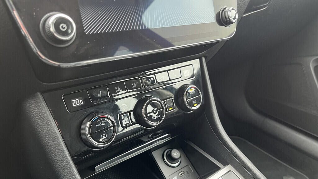 OB199V00693_28.webp_SUPERB Style 1.5 TSI 110 kW automat, DPH