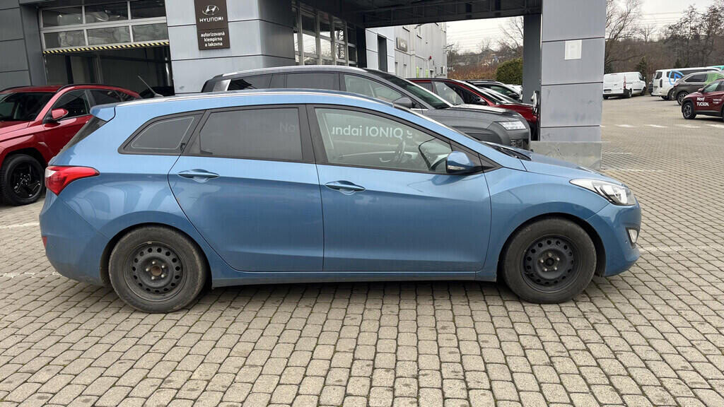 OB199V00694_12.webp_I30  1.6 TGDI 88 kW manuál