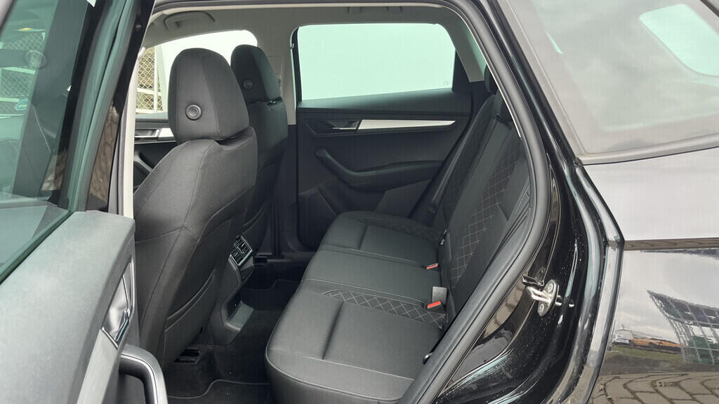 OB199V00695_29.webp_KAROQ  1.5 TSI 110 kW automat