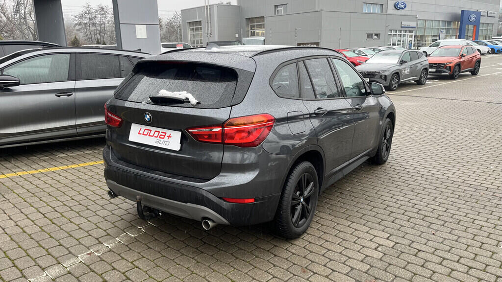 OB199V00698_11.webp_X1 Advantage  2.0  140 kW automat