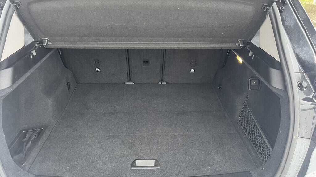 OB199V00698_31.webp_X1 Advantage  2.0  140 kW automat