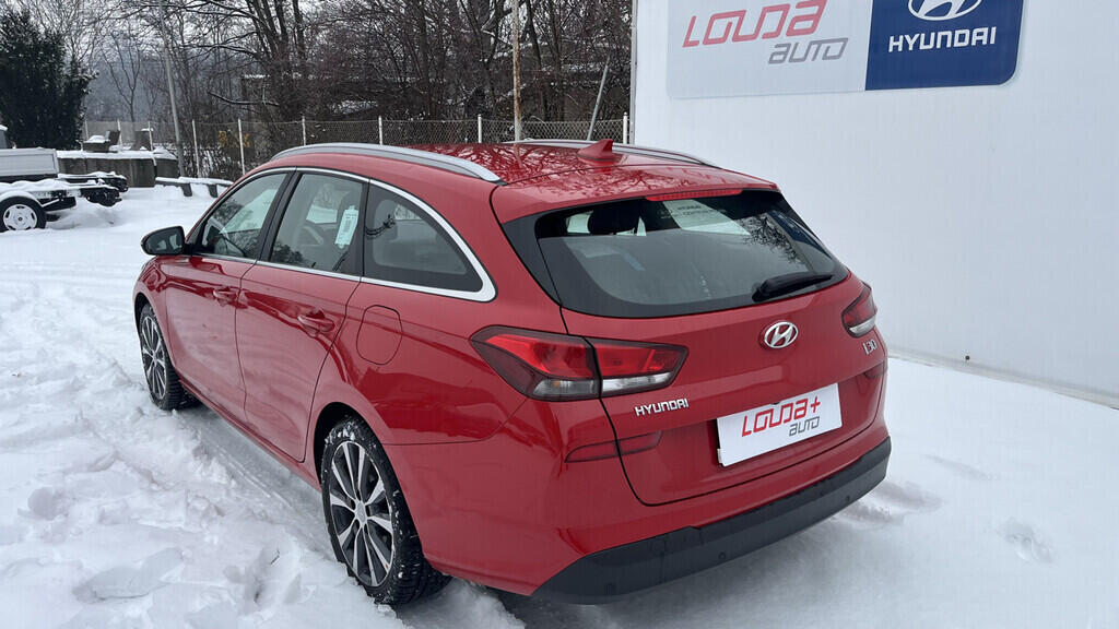 OB199V00703_15.webp_I30 Style Nav 1.4  103 kW manuál