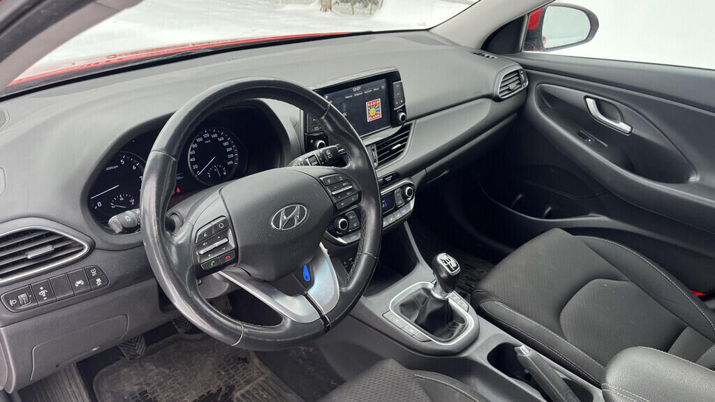 OB199V00703_19.webp_I30 Style Nav 1.4  103 kW manuál