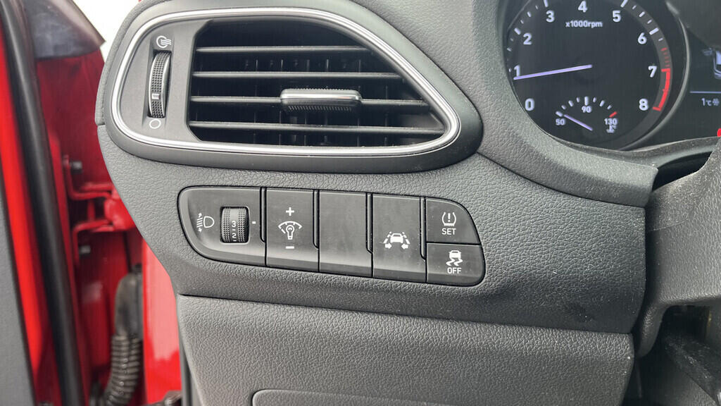 OB199V00703_22.webp_I30 Style Nav 1.4  103 kW manuál