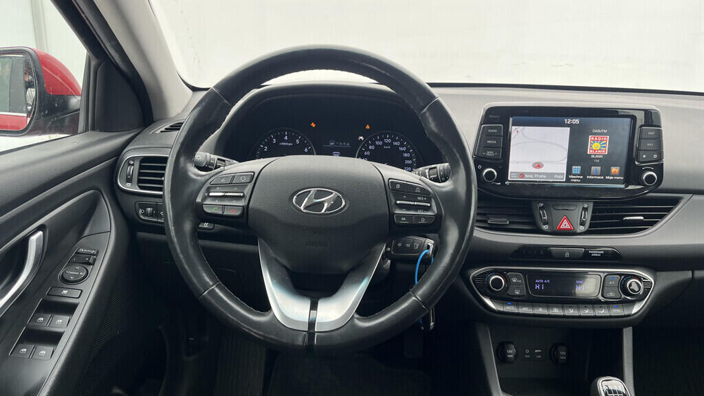 OB199V00703_23.webp_I30 Style Nav 1.4  103 kW manuál