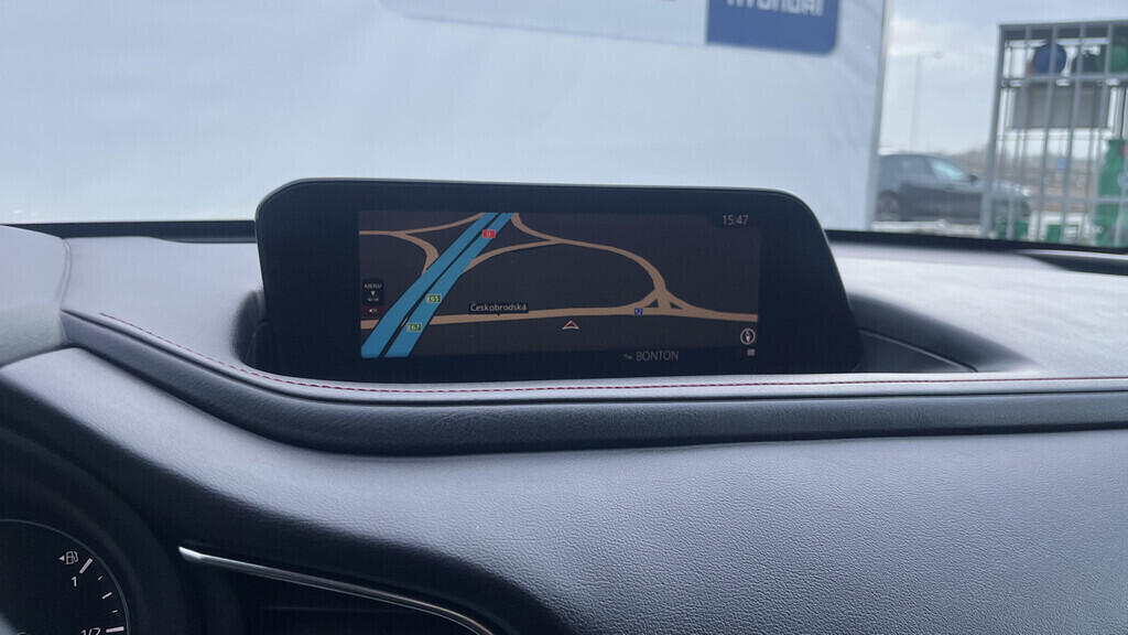 OB199V00707_24.webp_CX-30  2.0 Skyactive 110 kW manuál