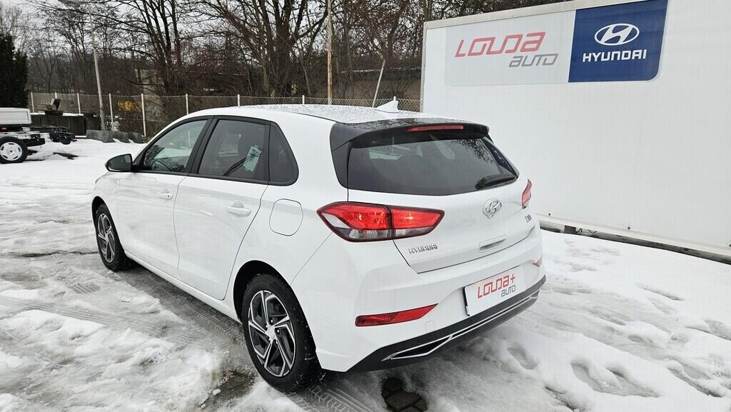 OB199V00709_15.webp_I30 Family Comfort 1.5 TSI 81 kW manuál