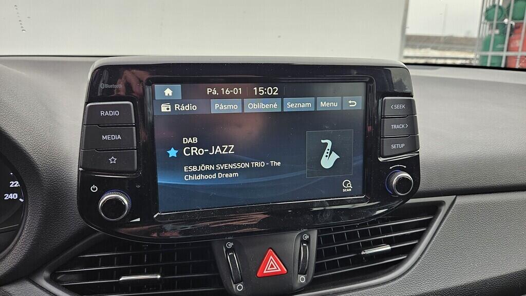 OB199V00709_25.webp_I30 Family Comfort 1.5 TSI 81 kW manuál