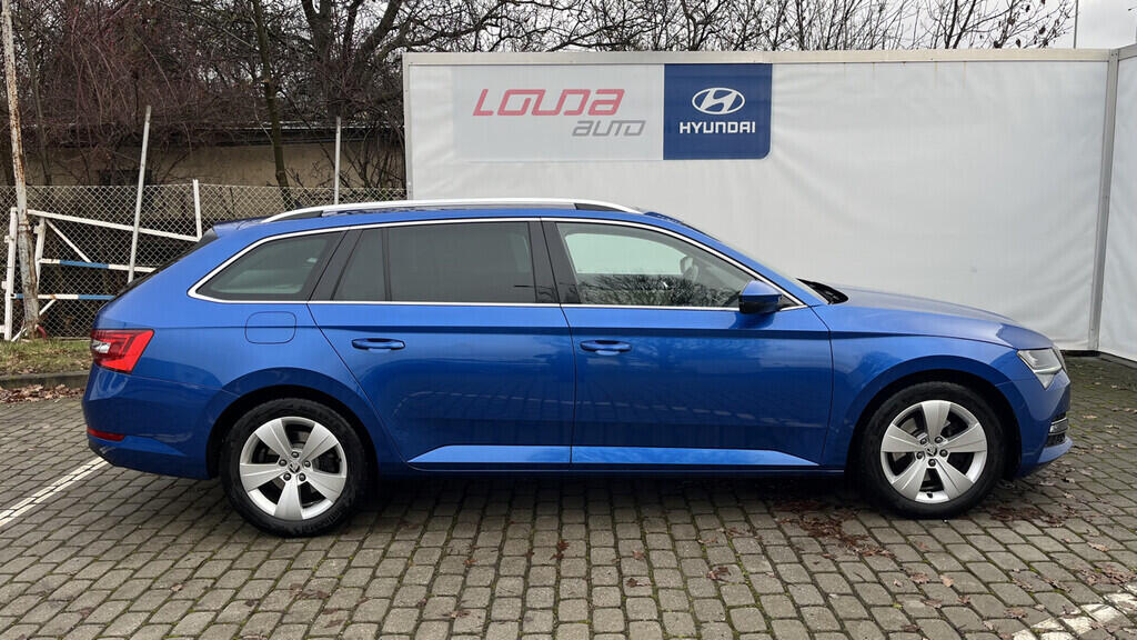 OB199V00712_16.webp_SUPERB Style Plus 2.0 TDI 110 kW manuál, DPH