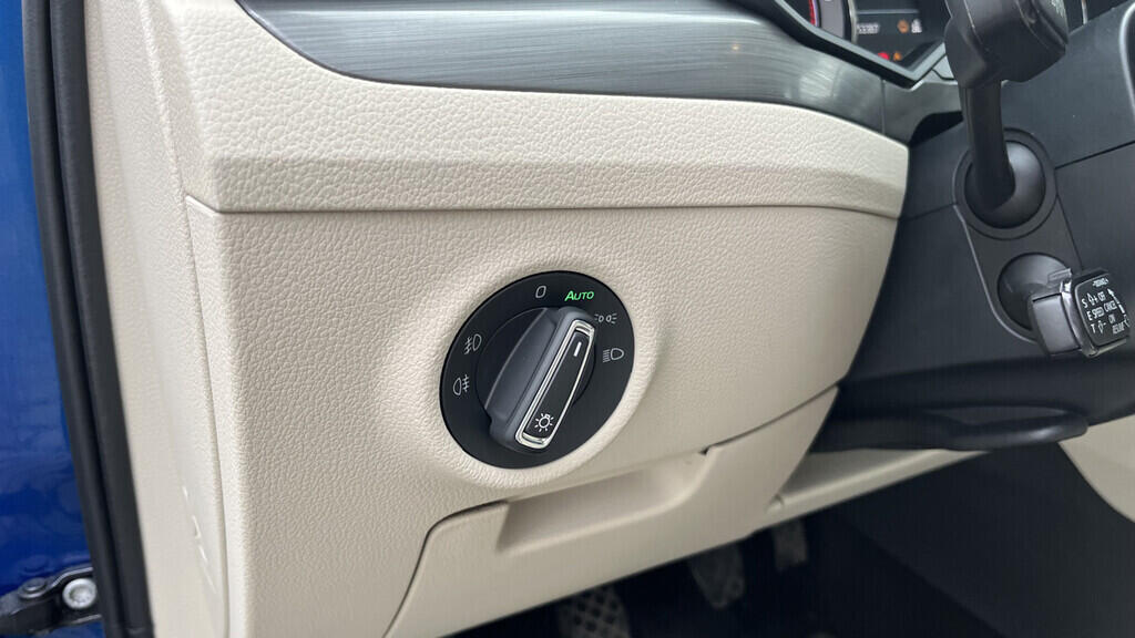 OB199V00712_23.webp_SUPERB Style Plus 2.0 TDI 110 kW manuál, DPH