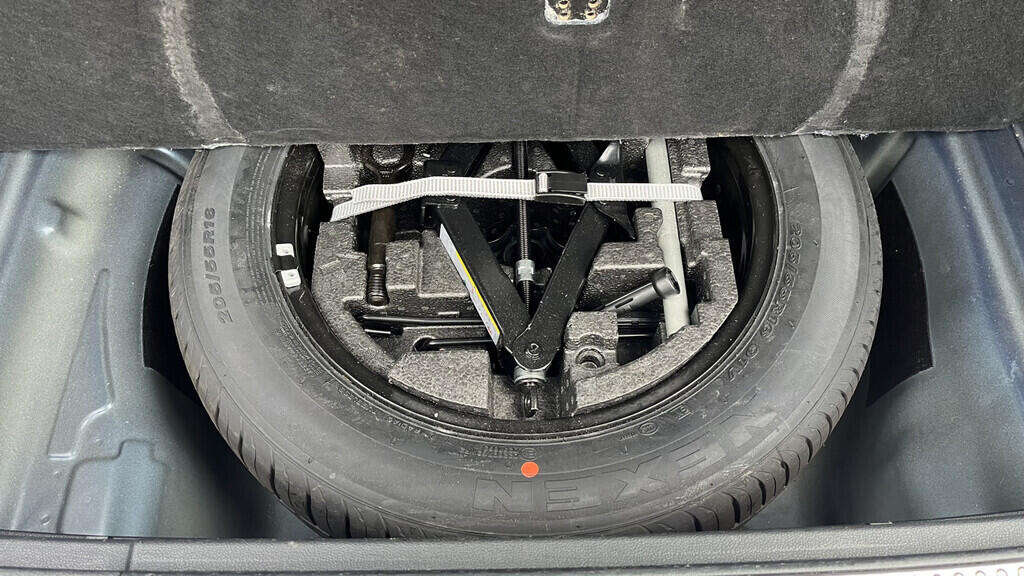 OB199V00712_39.webp_SUPERB Style Plus 2.0 TDI 110 kW manuál, DPH