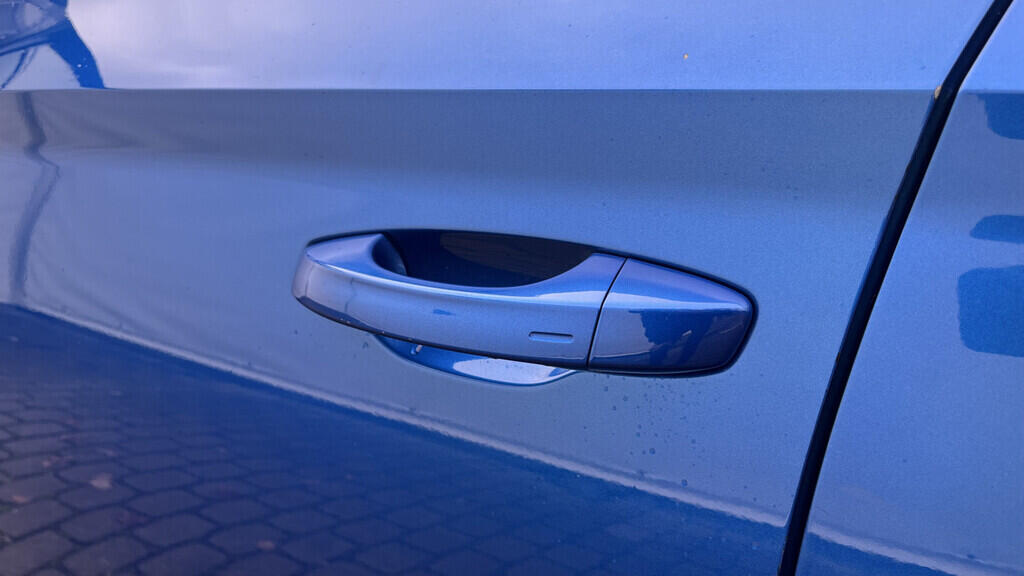 OB199V00712_40.webp_SUPERB Style Plus 2.0 TDI 110 kW manuál, DPH