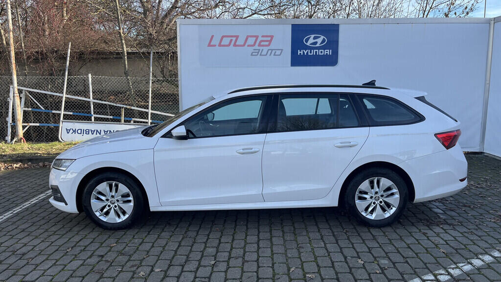 OB199V00713_12.webp_OCTAVIA Ambition 2.0 TDI 85 kW manuál, DPH