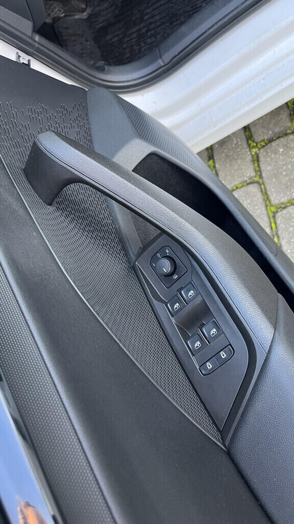 OB199V00713_21.webp_OCTAVIA Ambition 2.0 TDI 85 kW manuál, DPH