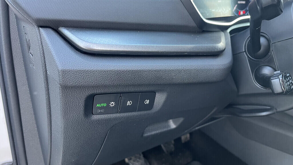 OB199V00713_22.webp_OCTAVIA Ambition 2.0 TDI 85 kW manuál, DPH