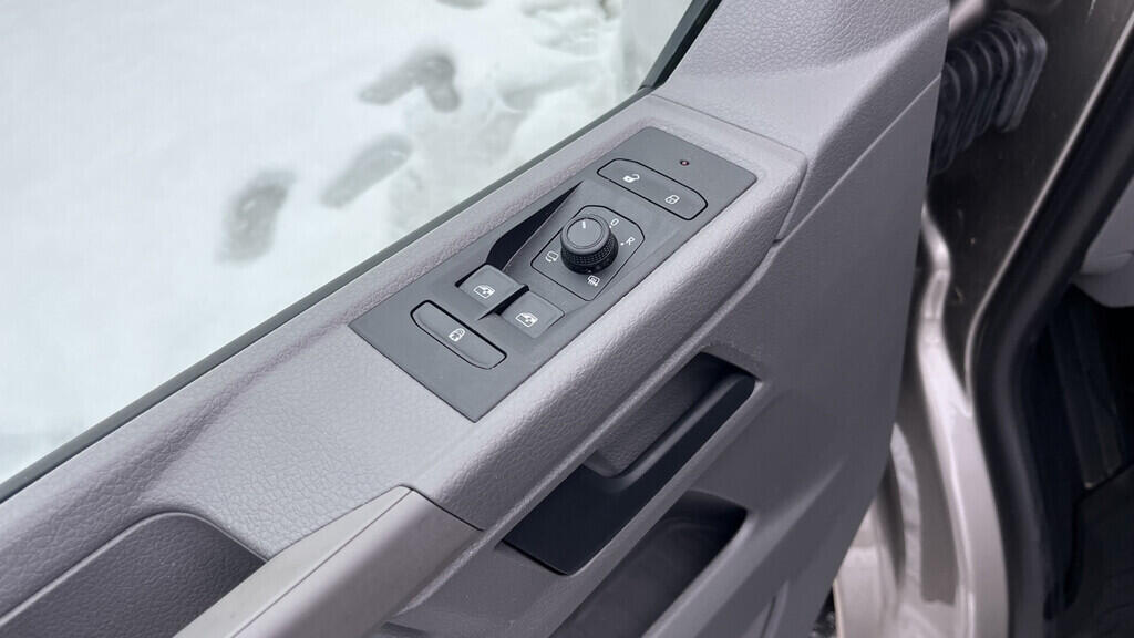 OB199V00719_21.webp_CARAVELLE  2.0 TDI 110 kW automat, DPH