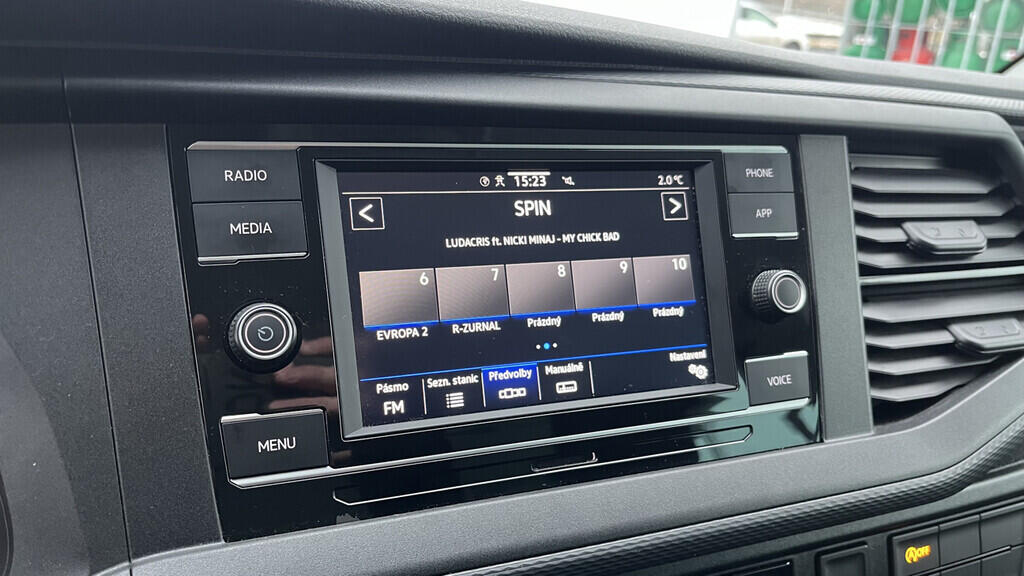 OB199V00719_24.webp_CARAVELLE  2.0 TDI 110 kW automat, DPH