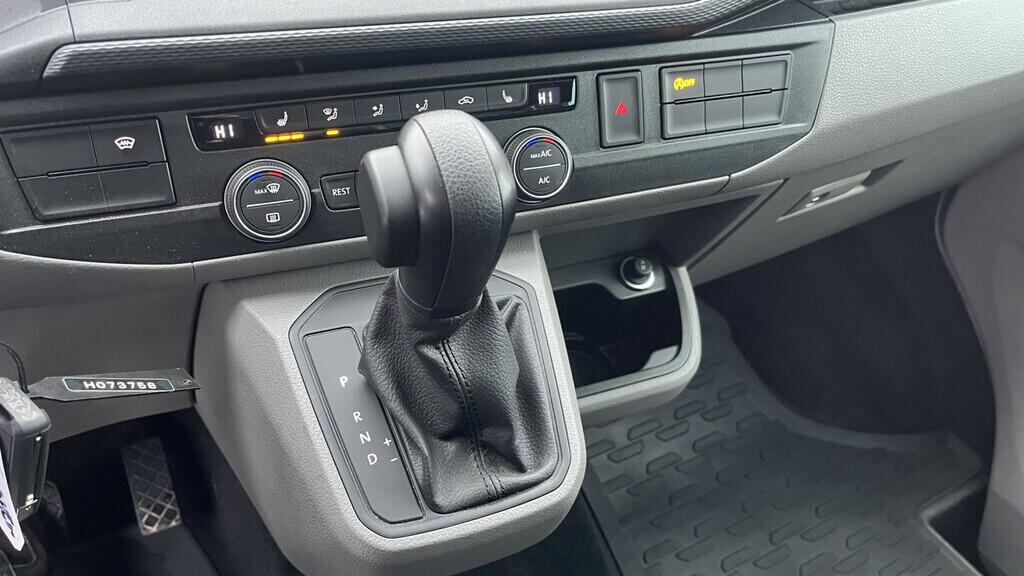 OB199V00719_28.webp_CARAVELLE  2.0 TDI 110 kW automat, DPH