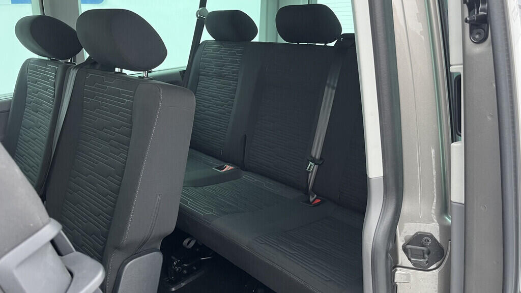 OB199V00719_30.webp_CARAVELLE  2.0 TDI 110 kW automat, DPH