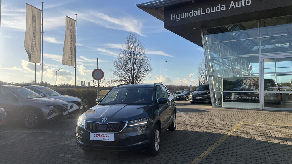 OB199V00720_10.webp_KAROQ Style 2.0 TDI 110 kW automat