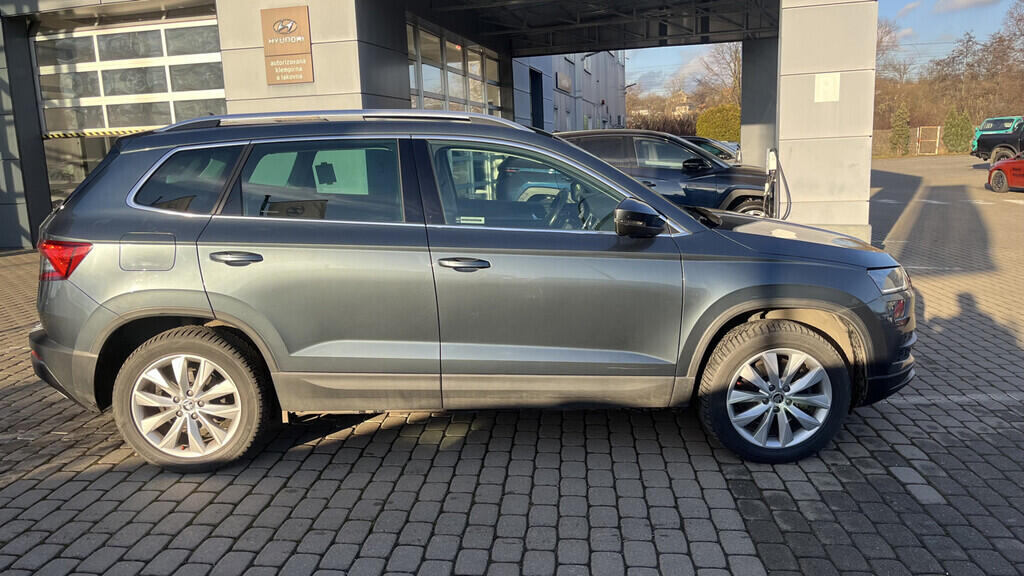 OB199V00720_12.webp_KAROQ Style 2.0 TDI 110 kW automat