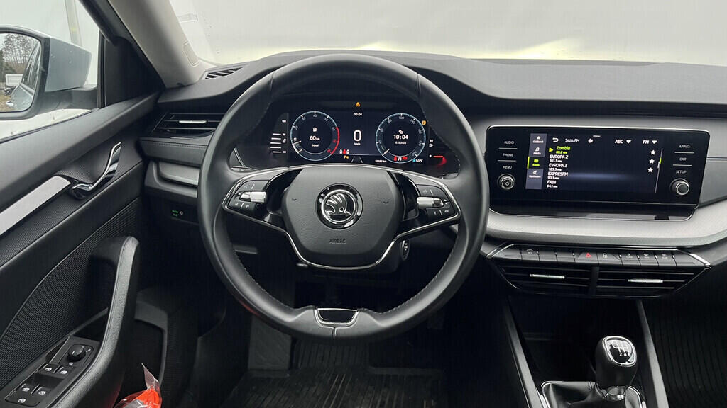 OB199V00721_23.webp_OCTAVIA Ambition 1.5 TSI 110 kW manuál, DPH