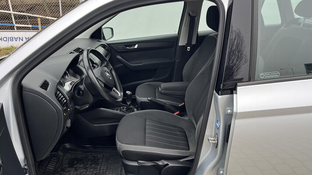 OB199V00724_20.webp_FABIA Style Plus 1.0 TSI 81 kW manuál, DPH