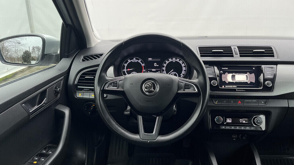 OB199V00724_23.webp_FABIA Style Plus 1.0 TSI 81 kW manuál, DPH