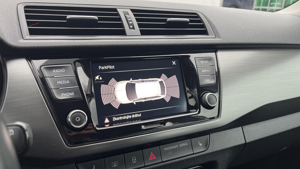 OB199V00724_25.webp_FABIA Style Plus 1.0 TSI 81 kW manuál, DPH