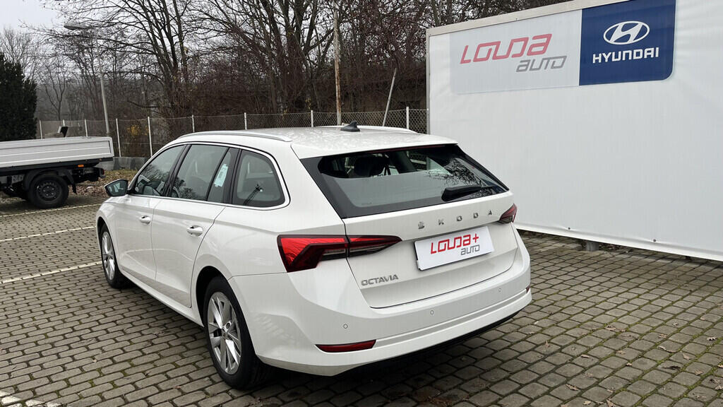 OB199V00726_15.webp_OCTAVIA Style 2.0 TDI 110 kW automat, DPH