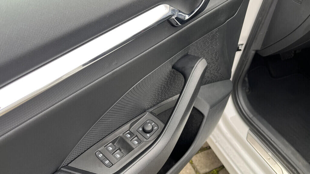 OB199V00726_21.webp_OCTAVIA Style 2.0 TDI 110 kW automat, DPH