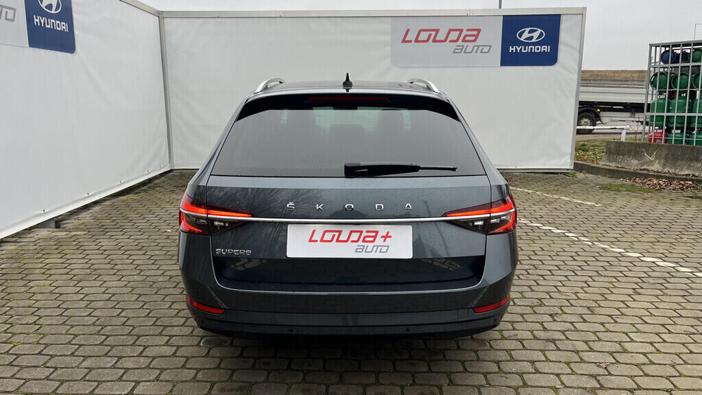 OB199V00727_17.webp_SUPERB Style 2.0 TDI 110 kW automat, DPH