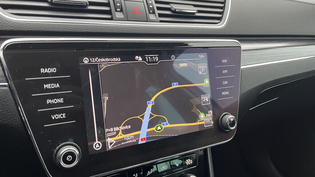 OB199V00728_26.webp_SUPERB Style 1.5 TSI 110 kW automat