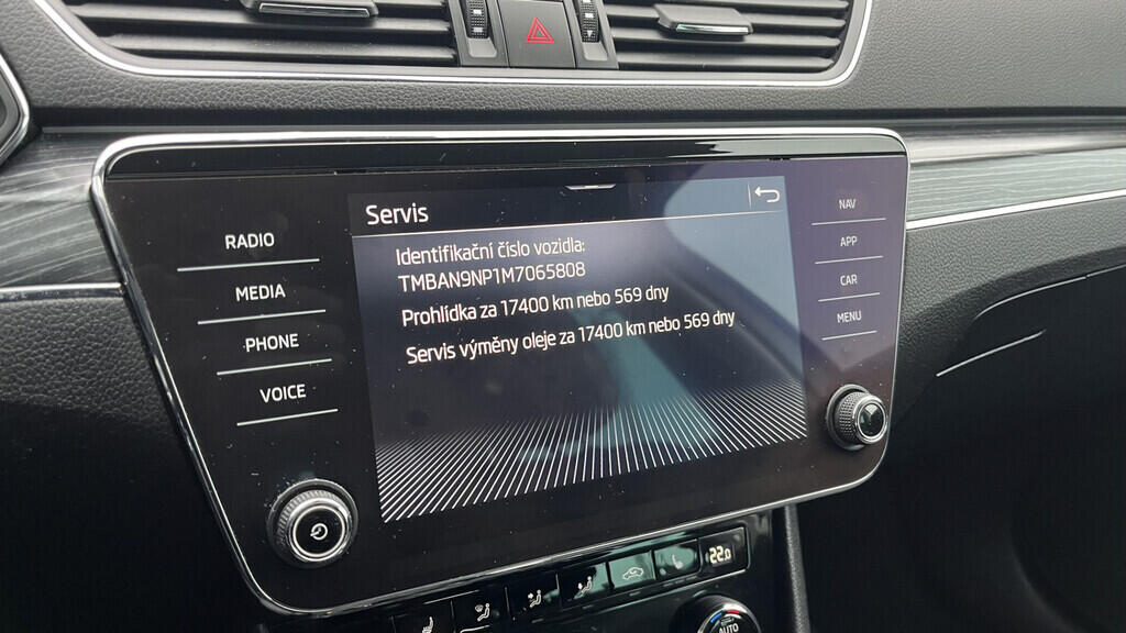 OB199V00728_27.webp_SUPERB Style 1.5 TSI 110 kW automat