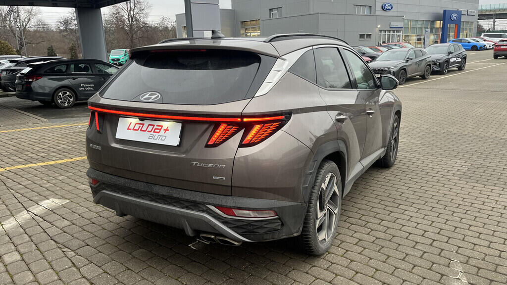 OB199V00731_11.webp_TUCSON Premium 1.6  132 kW automat, DPH