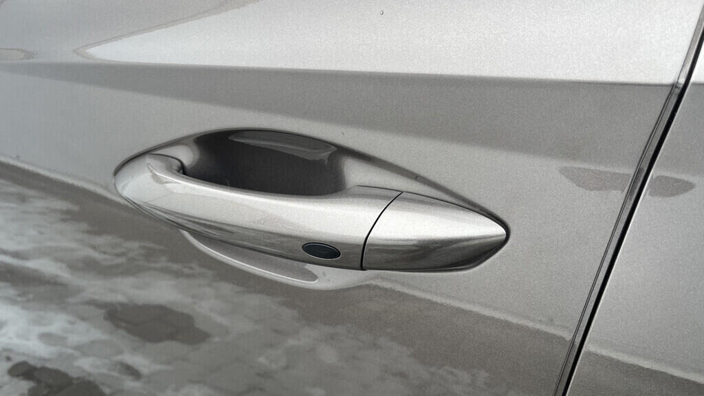 OB199V00731_38.webp_TUCSON Premium 1.6  132 kW automat, DPH