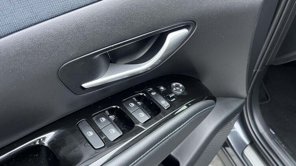 OB199V00732_22.webp_TUCSON Premium 1.6  132 kW automat, DPH