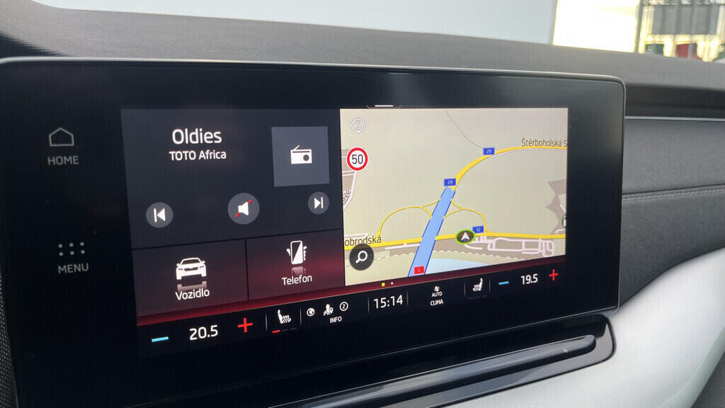 OB199V00733_22.webp_OCTAVIA Style Plus 2.0 TDI 85 kW manuál, DPH