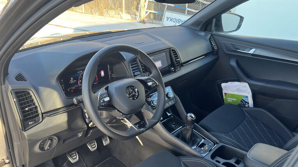 OB199V00735_19.webp_KAROQ SportLine 1.5 TSI 110 kW manuál, DPH
