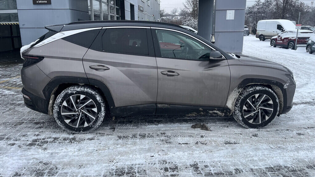 OB199V00736_12.webp_TUCSON Style 1.6  110 kW manuál